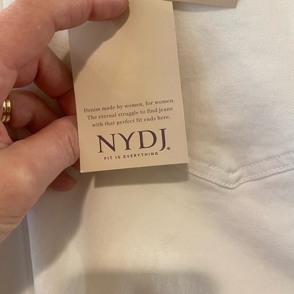 NYDJ cropped jeans, white, size 22W. Small cuff. NWT. - Picture 2 of 5